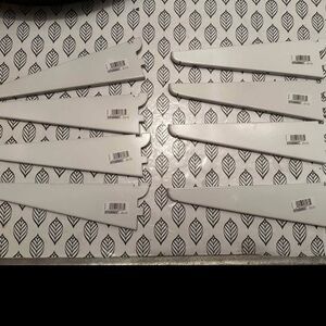 8 Everbilt 10.6 in. x 2.7 in. White Super Duty Shelf Bracket